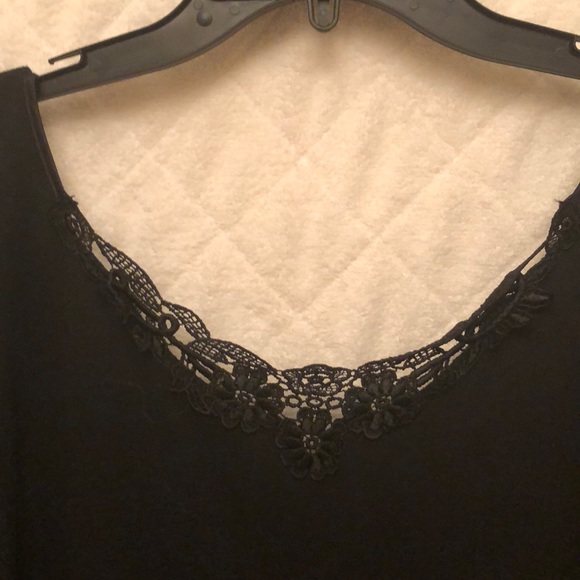 Blush Black cotton sleeveless top with lace insert - Picture 2 of 6